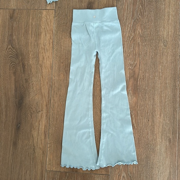 Light Blue Ribbed Two-Piece Set - Picture 5 of 8